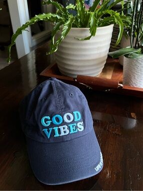Life is Good | Unisex (O/S) “Good Vibes” Baseball Cap